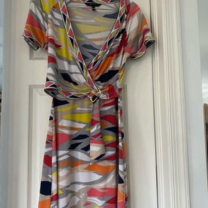 BCBGMaxazria Geometric belted wrap dress size S